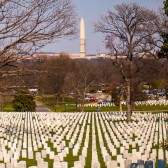 washington-monument-seen-thru